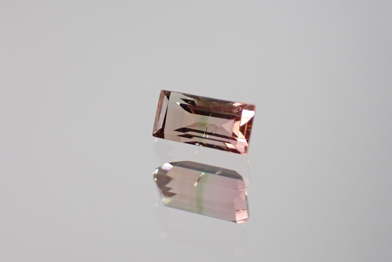 バイカラートルマリン　0.58ct　[C4‐560]