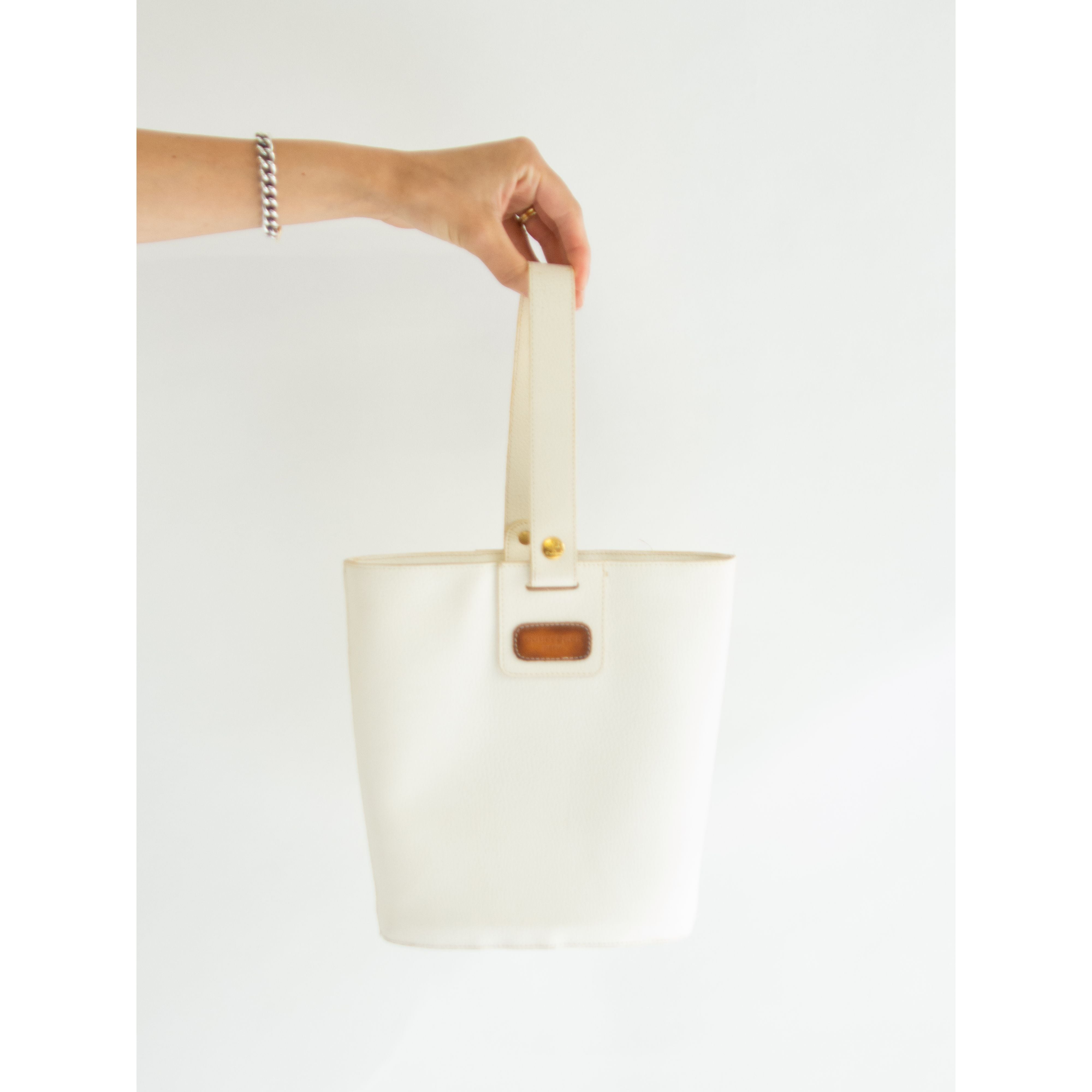 courreges paris】Leather Bucket Bag（クレージュ レザーバケット