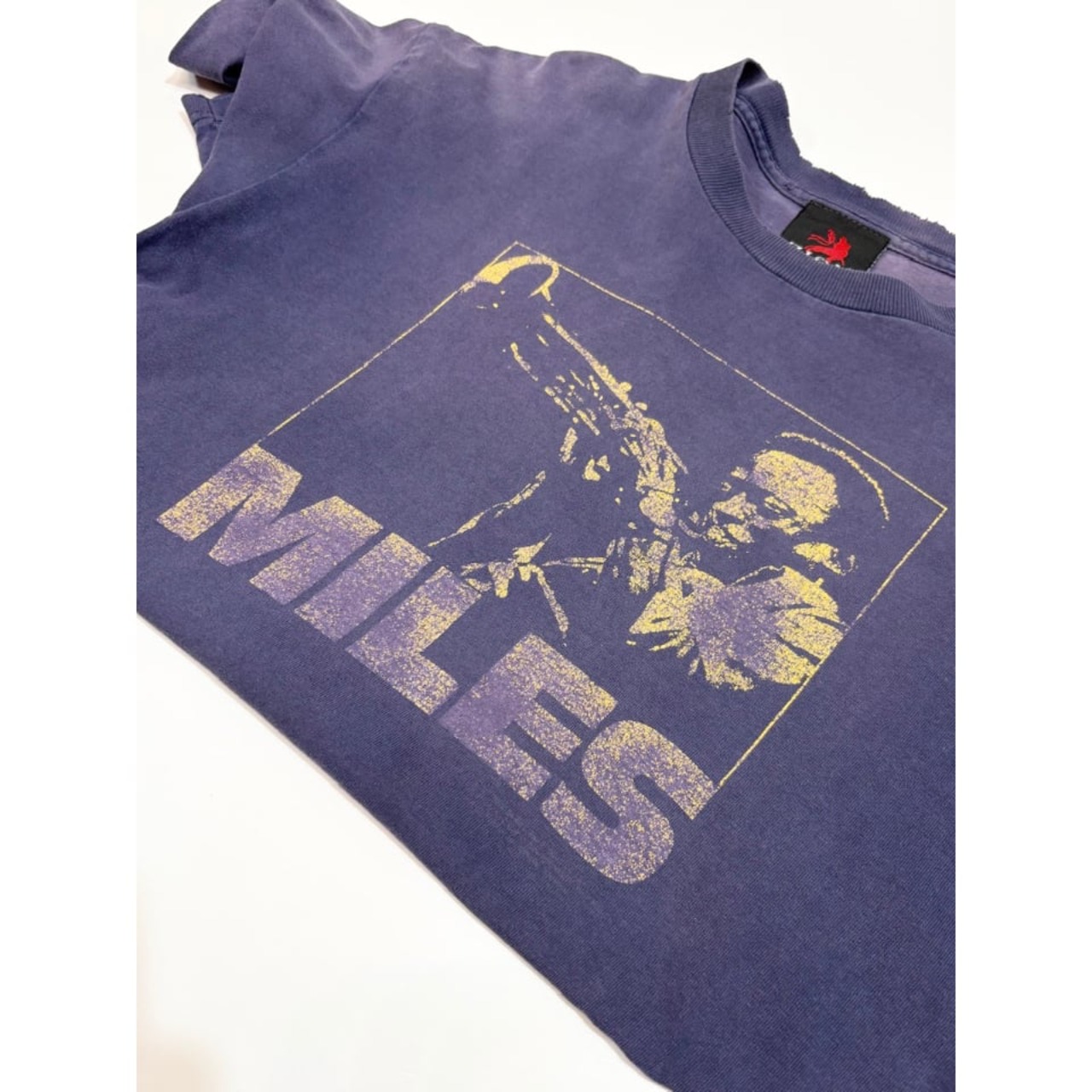 00s ZION "MILES DAVIS" Tee Size M