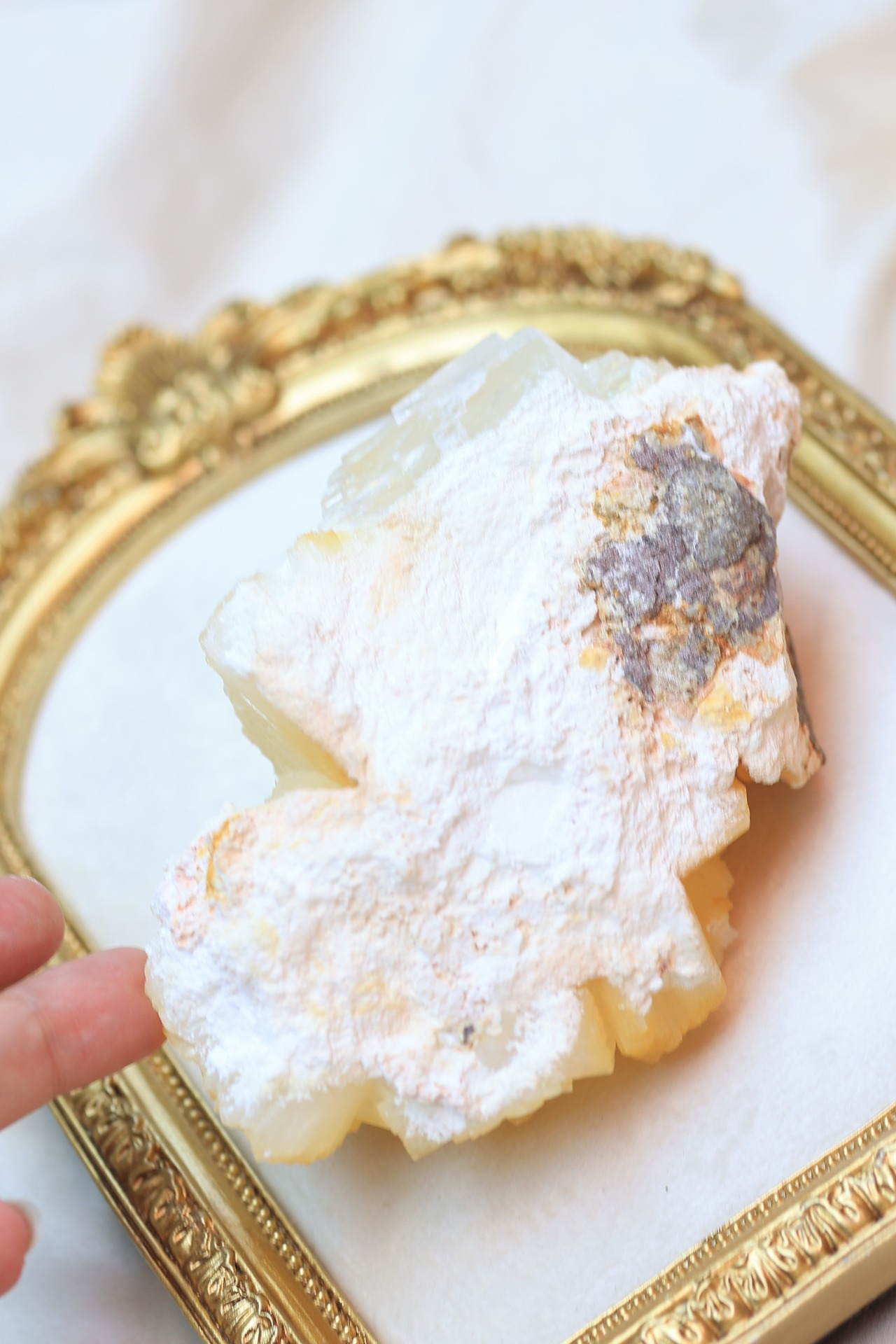 イエロースティルバイト「太陽の果実」Yellow Stilbite  ◇ 天然石・鉱物・パワーストーン・原石 | st00292