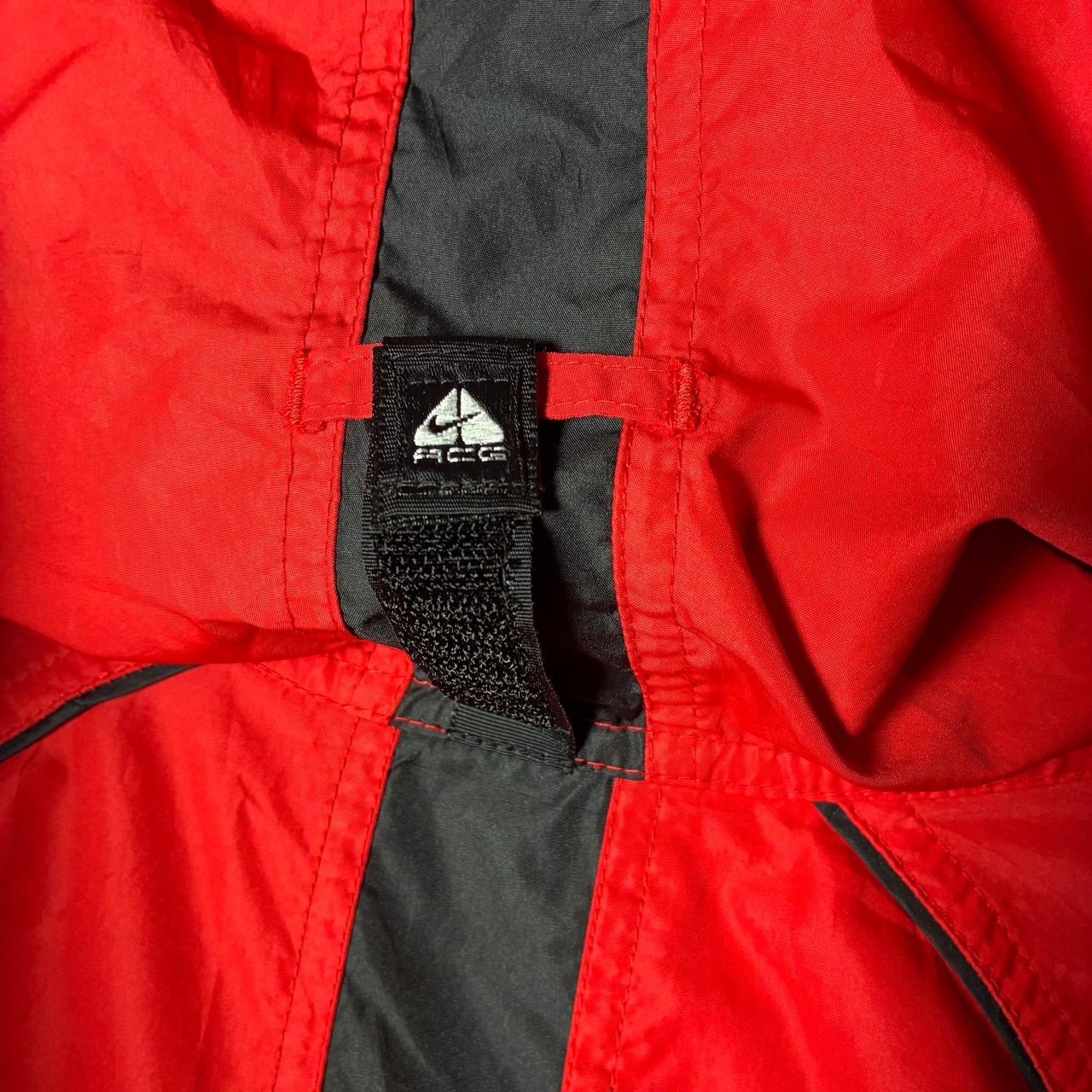00s NIKE ACG/レッド×ブラック/ナイロンテックジャケット(L)