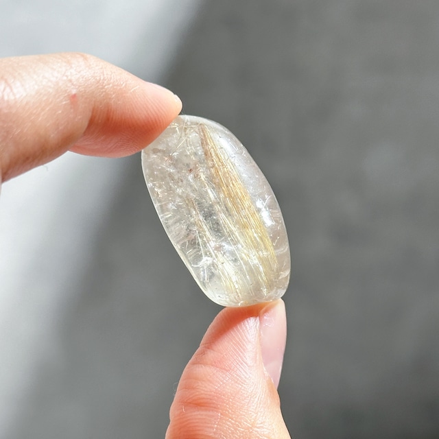 ルチルインクォーツ タンブル23◇ Rutile in Quartz◇天然石・鉱物・パワーストーン