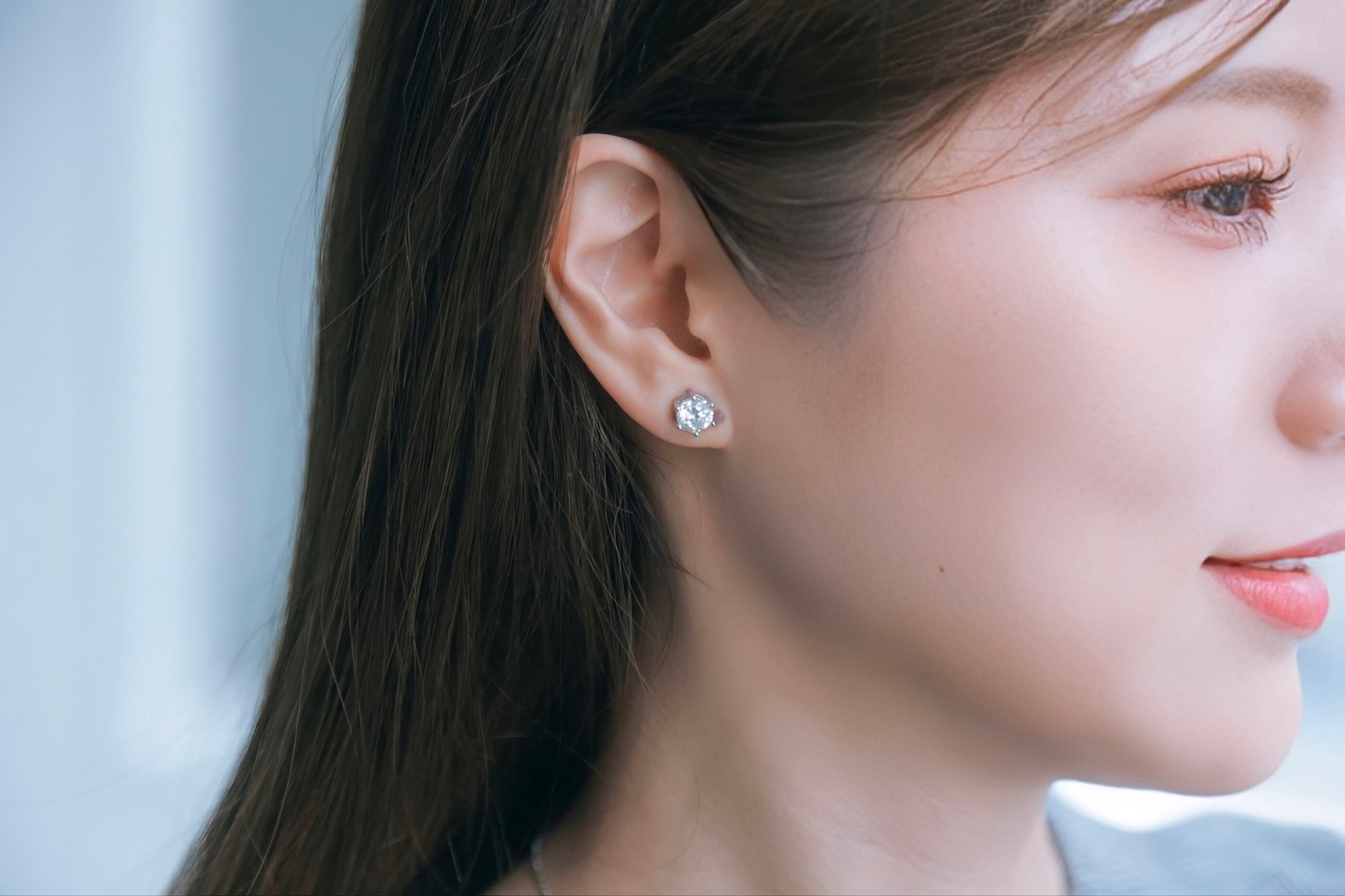 一粒ダイヤイヤリング