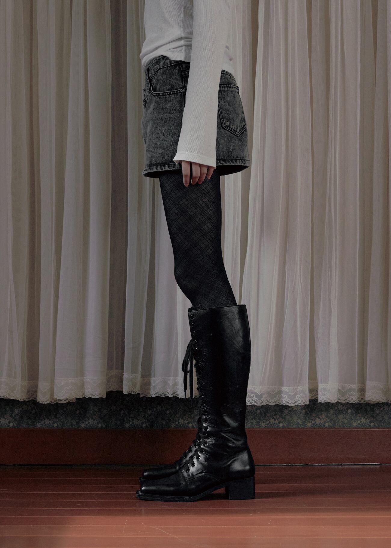 BOHEMIAN SEOUL] CROSSOVER DENIM MINI SKIRT, SNOW BLACK 正規品 韓国