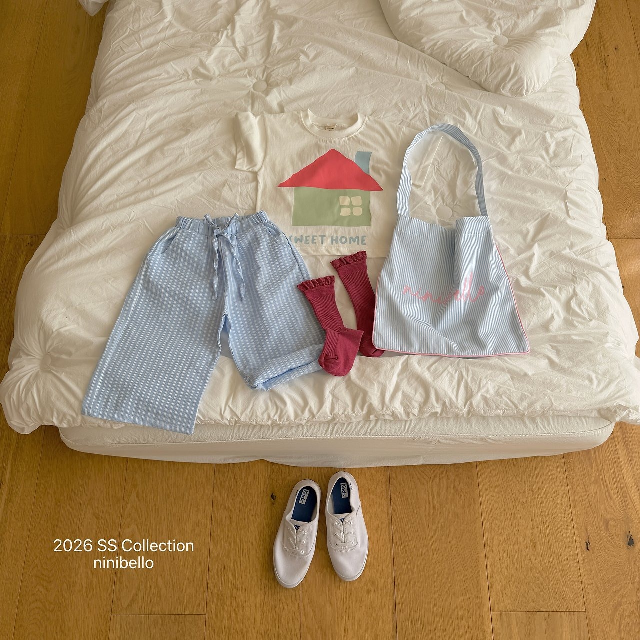 [ninibello] Sweet Home Short sleeve T-shirt / [니니벨로] 스윗홈반팔티