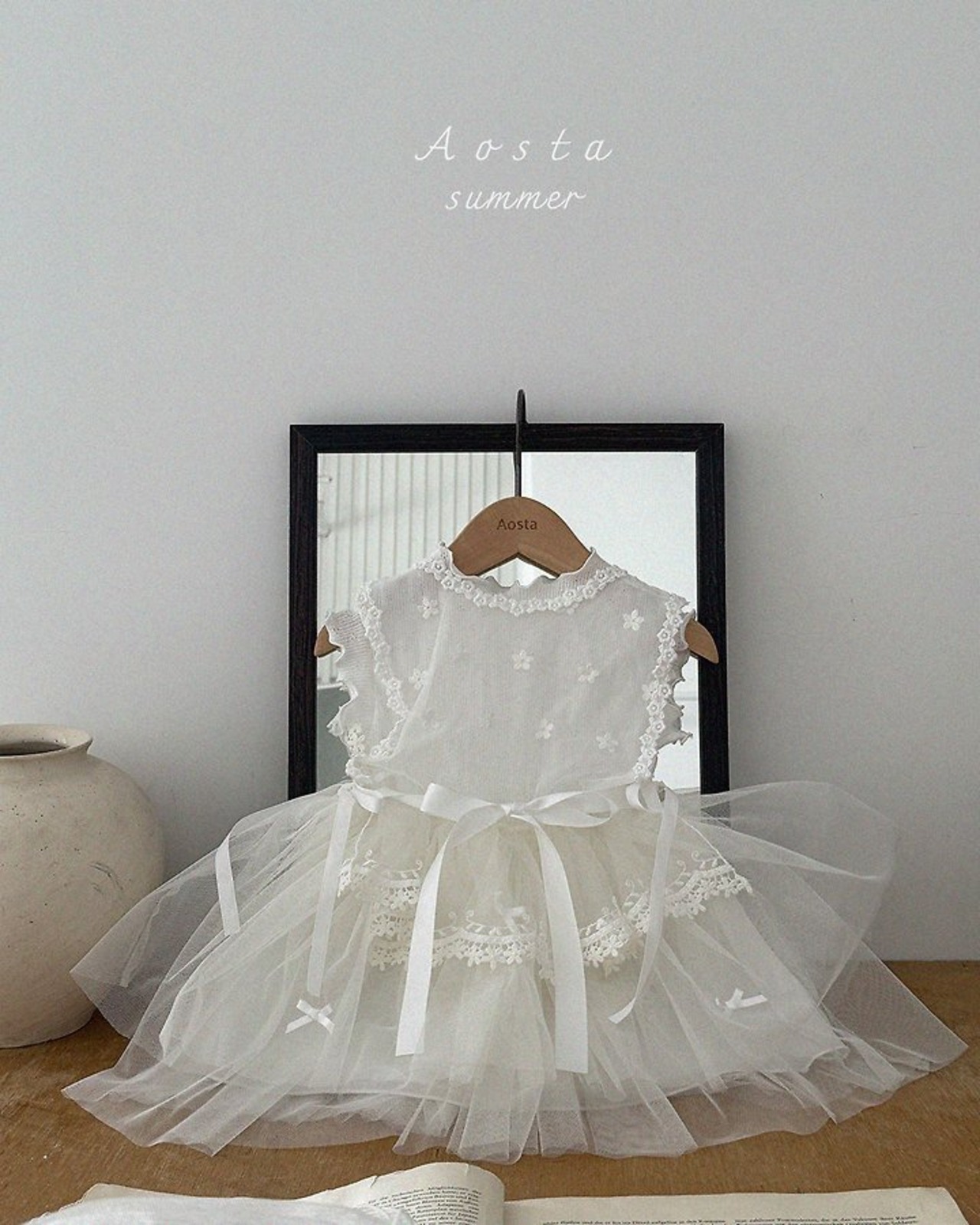 [Aosta] Lace Vest / [아오스타] 레이스베스트