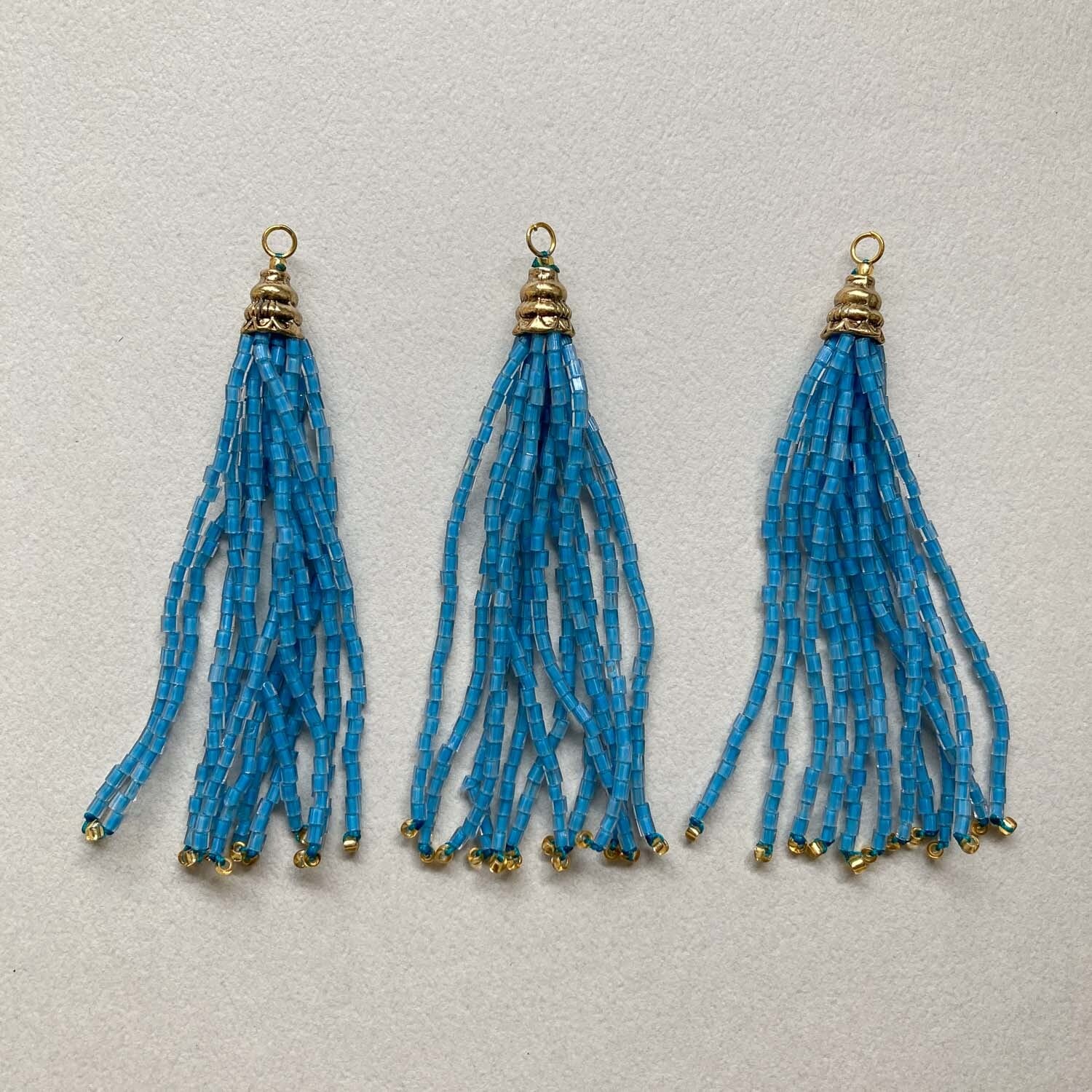 再入荷〉Duaオリジナル 六角ビーズタッセルチャーム | Dua