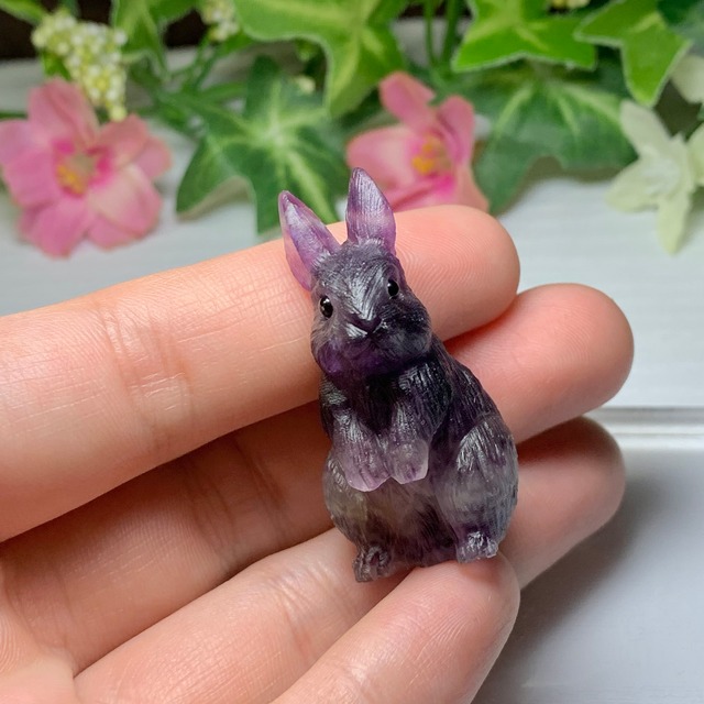 2.フローライトうさぎ・インテリア