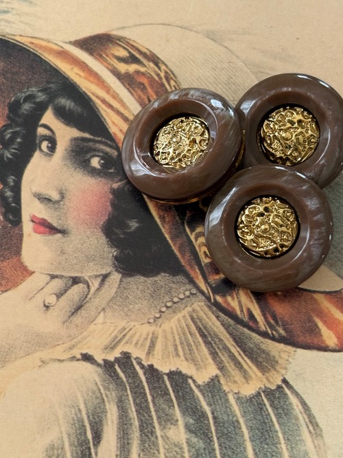 18mm Japanese ヴィンテージボタン ブラウン×ゴールド  アクセサリーパーツ 装飾材 カルトナージュ