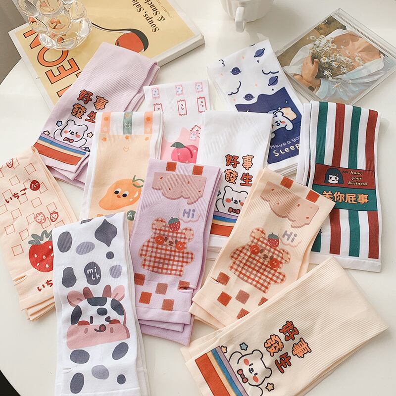 スリーブプリントアームグローブ シルク ブラック・アイド・ピーズ44935082381