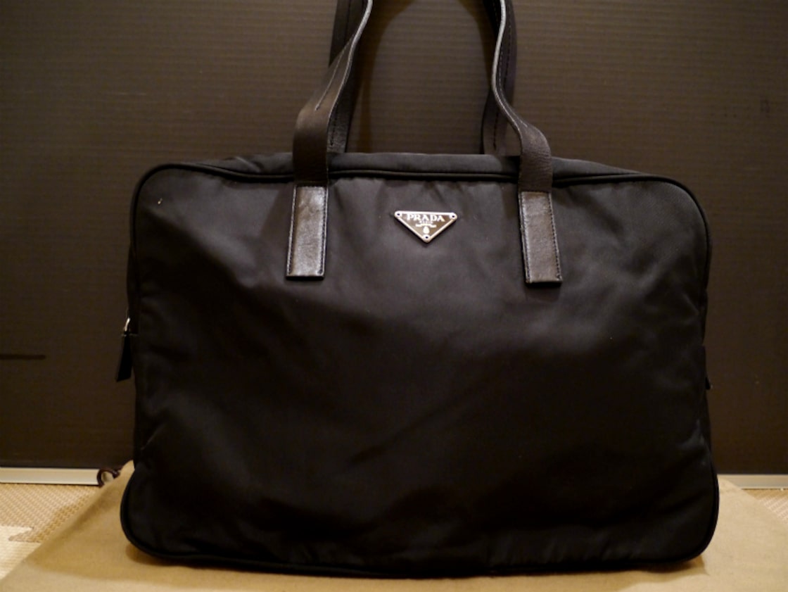 ◇PRADAプラダ A4対応ビジネス可 ナイロンxレザー トート バッグ黒 