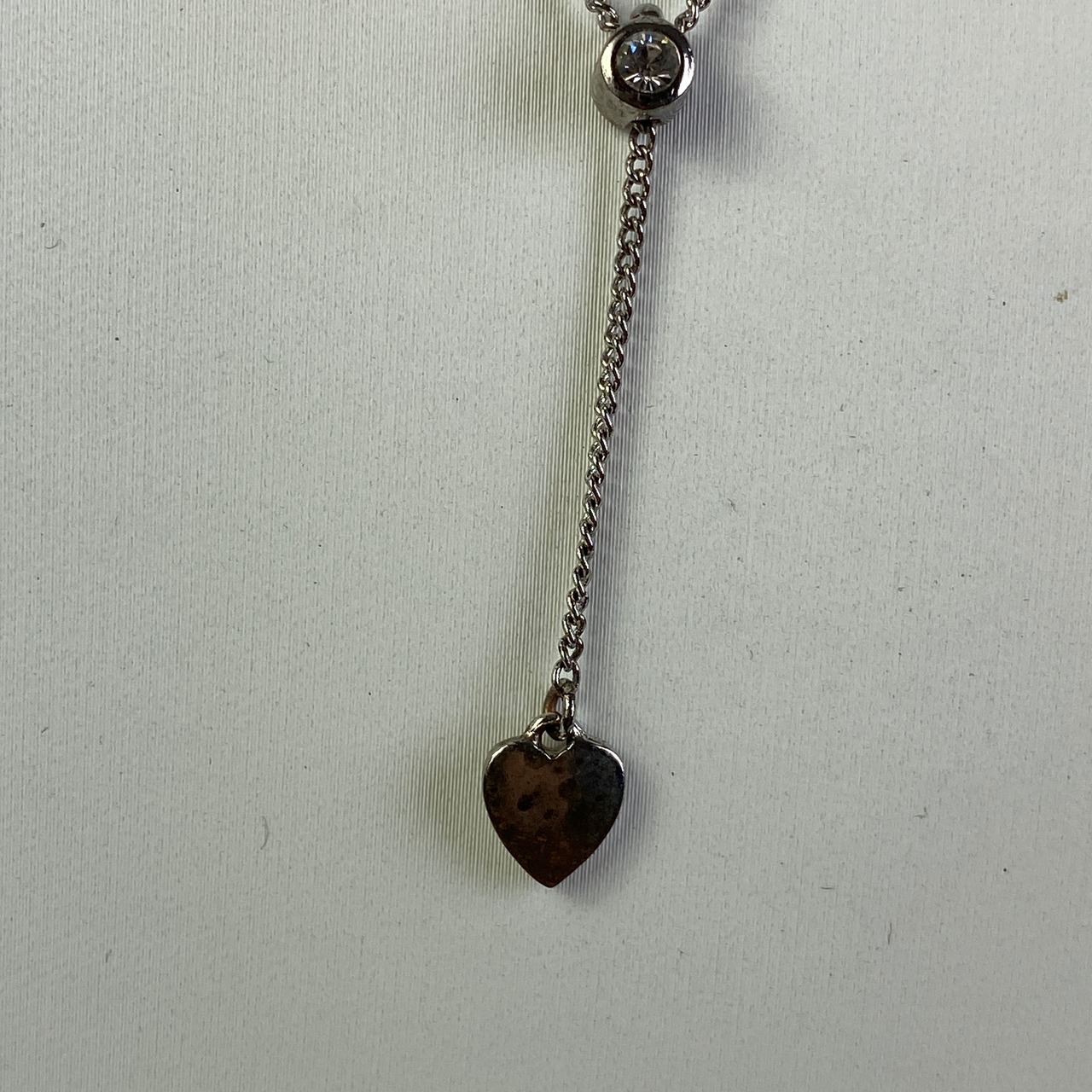 【最終処分SALE】 DIORディオールハートモチーフ ネックレス シルバー A-7344