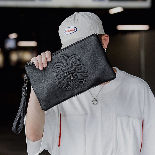 【予約販売】クラッチバッグ ハンドバッグ メンズ ブラック 型押し 十字架 スクエア クロス ブラック こなれ感 お洒落 韓国 トレンド