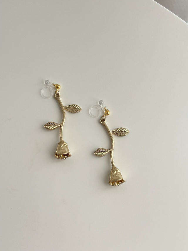 (即納) Fil. / Flower swing earring