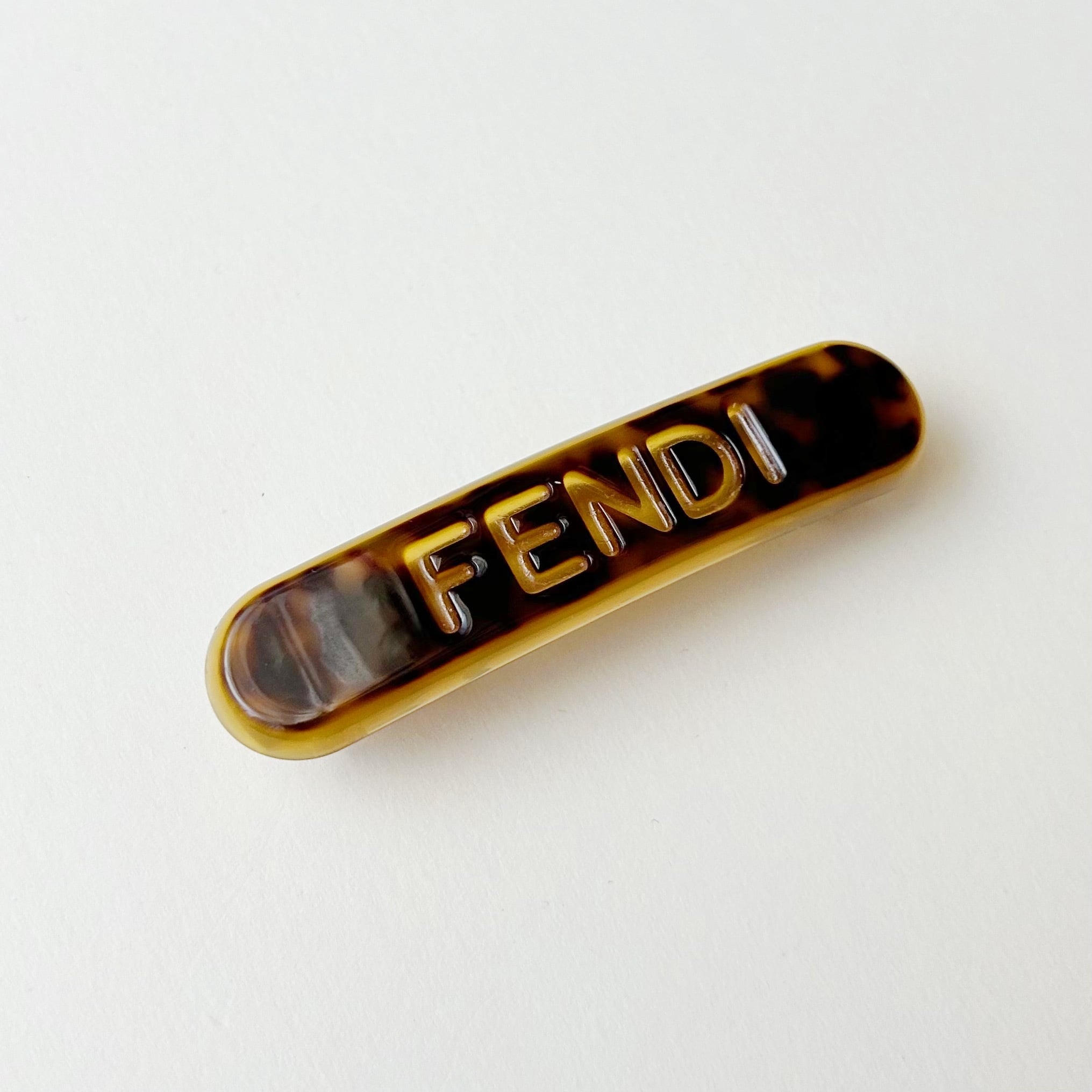 F6238】FENDI ミニロゴバレッタ/フェンディ/ヘアアクセサリー F6238】FENDI ミニロゴバレッタ/フェンディ/ヘアアクセサリー
