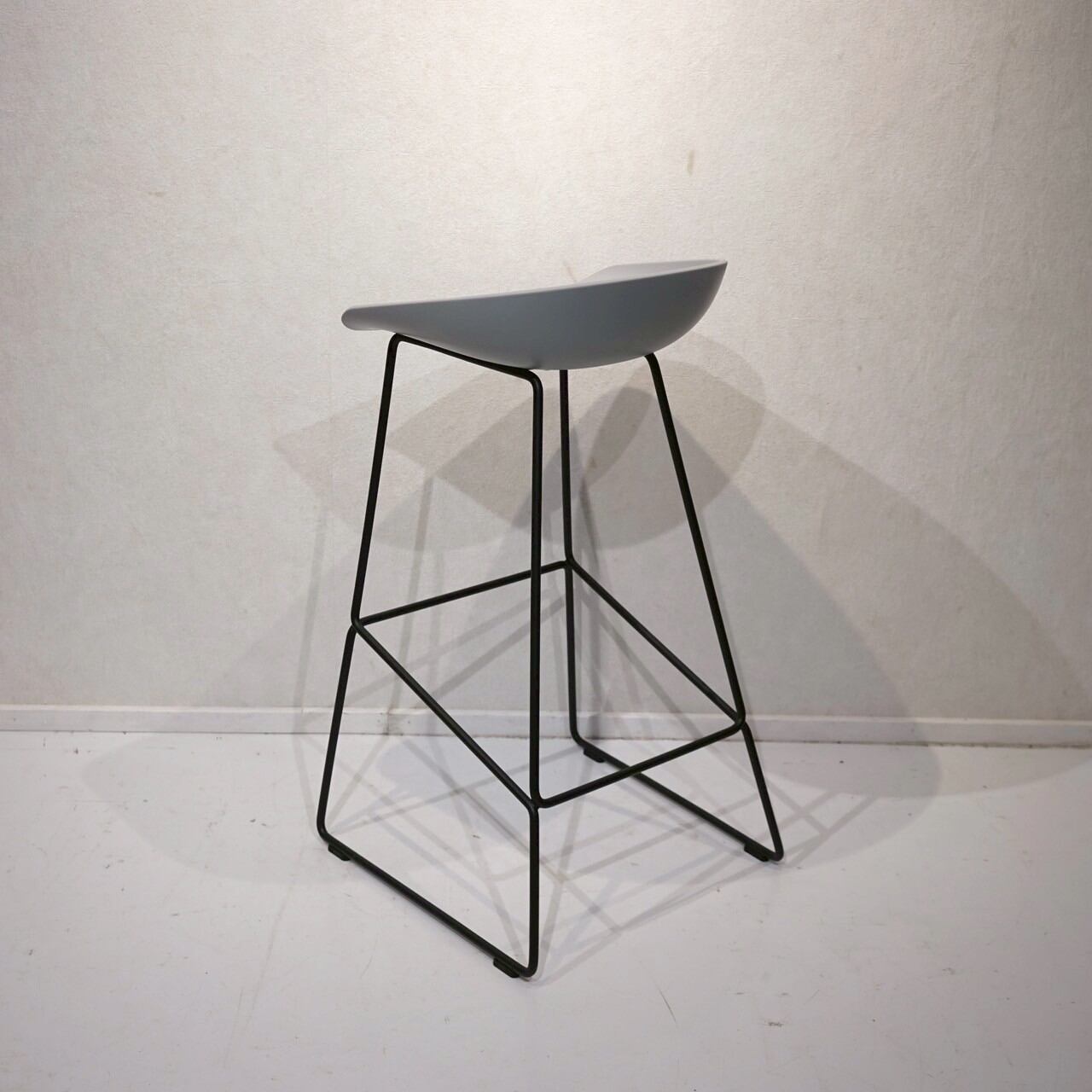 HAY ヘイ ABOUT A STOOL アバウトアスツール ハイチェア バース