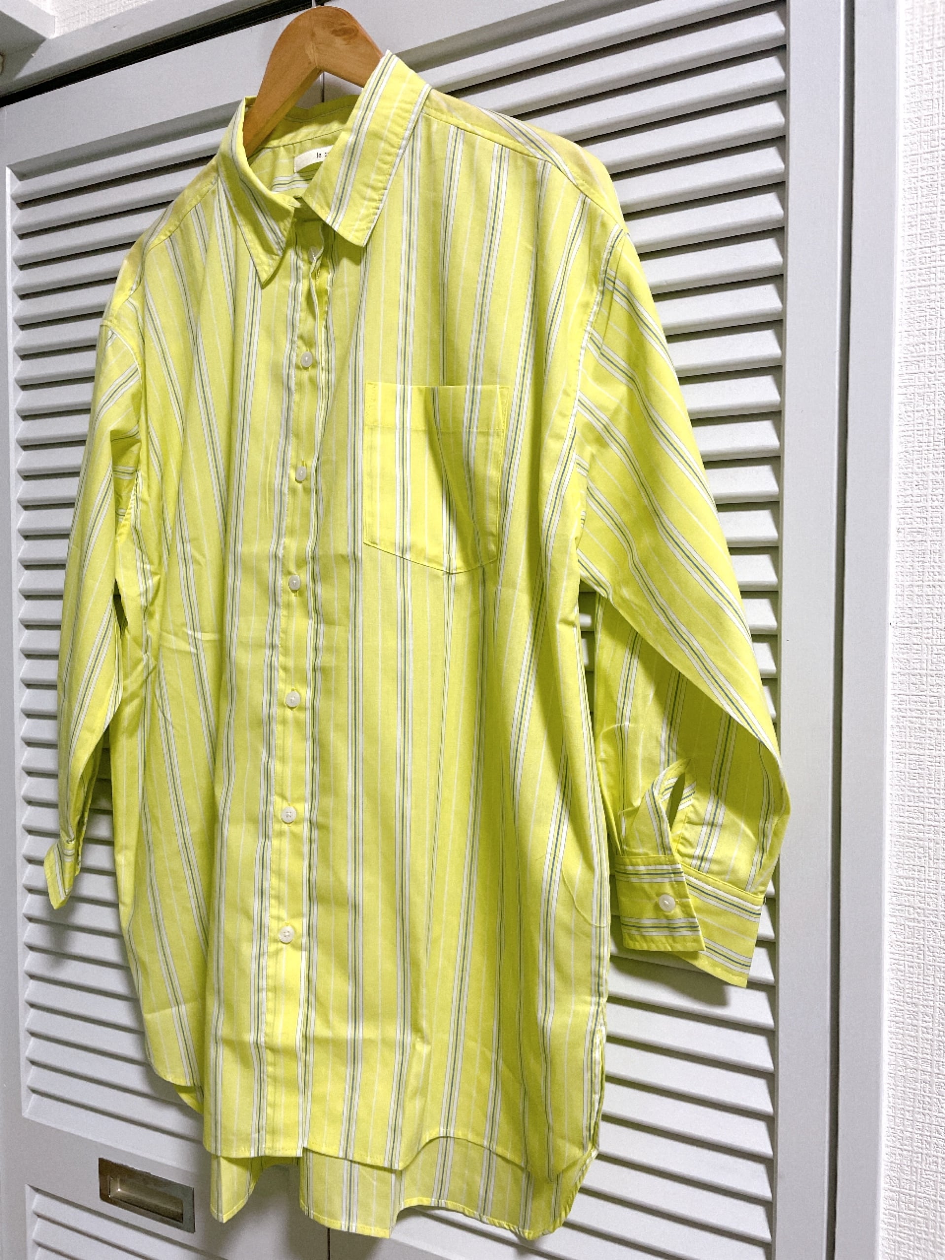 レモンイエローのストライプロングシャツ | プチプラコーデのミカタ