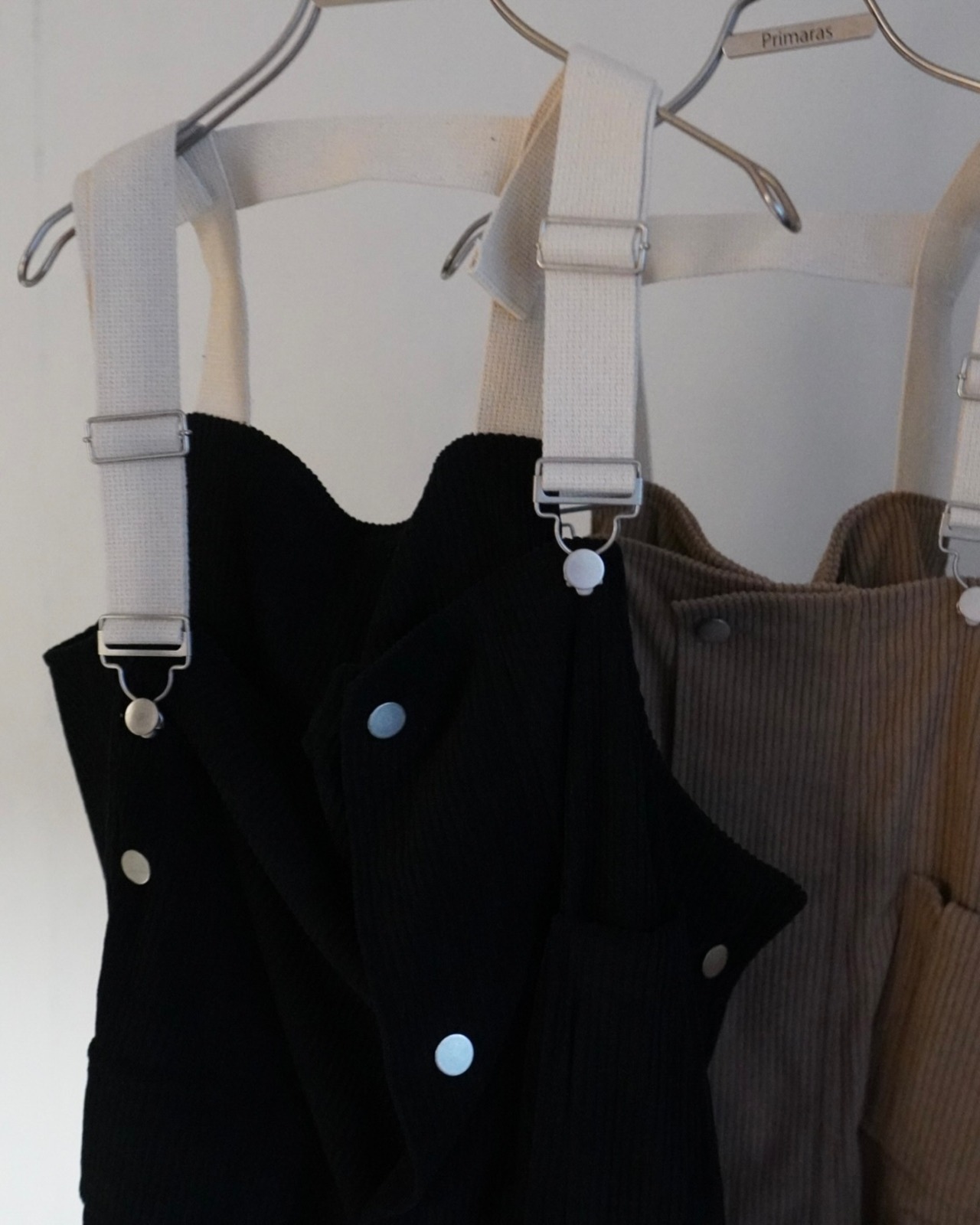 bi-color corduroy サロペット/Black