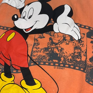 vintage 1990’s DISNEY tee “Mickey Mouse”