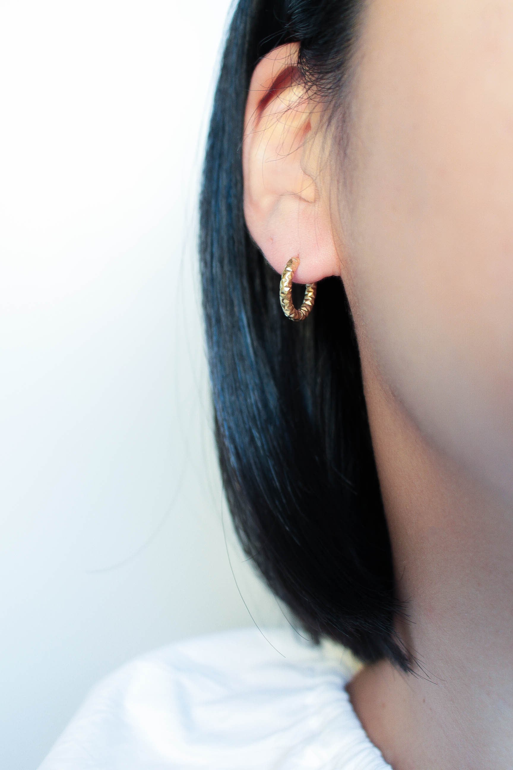 12/27(sat)発売 Glitter Hoop Pierce