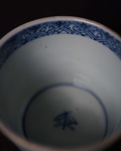 猪口　古伊万里　松竹梅鶴　金彩　/　江戸中後期