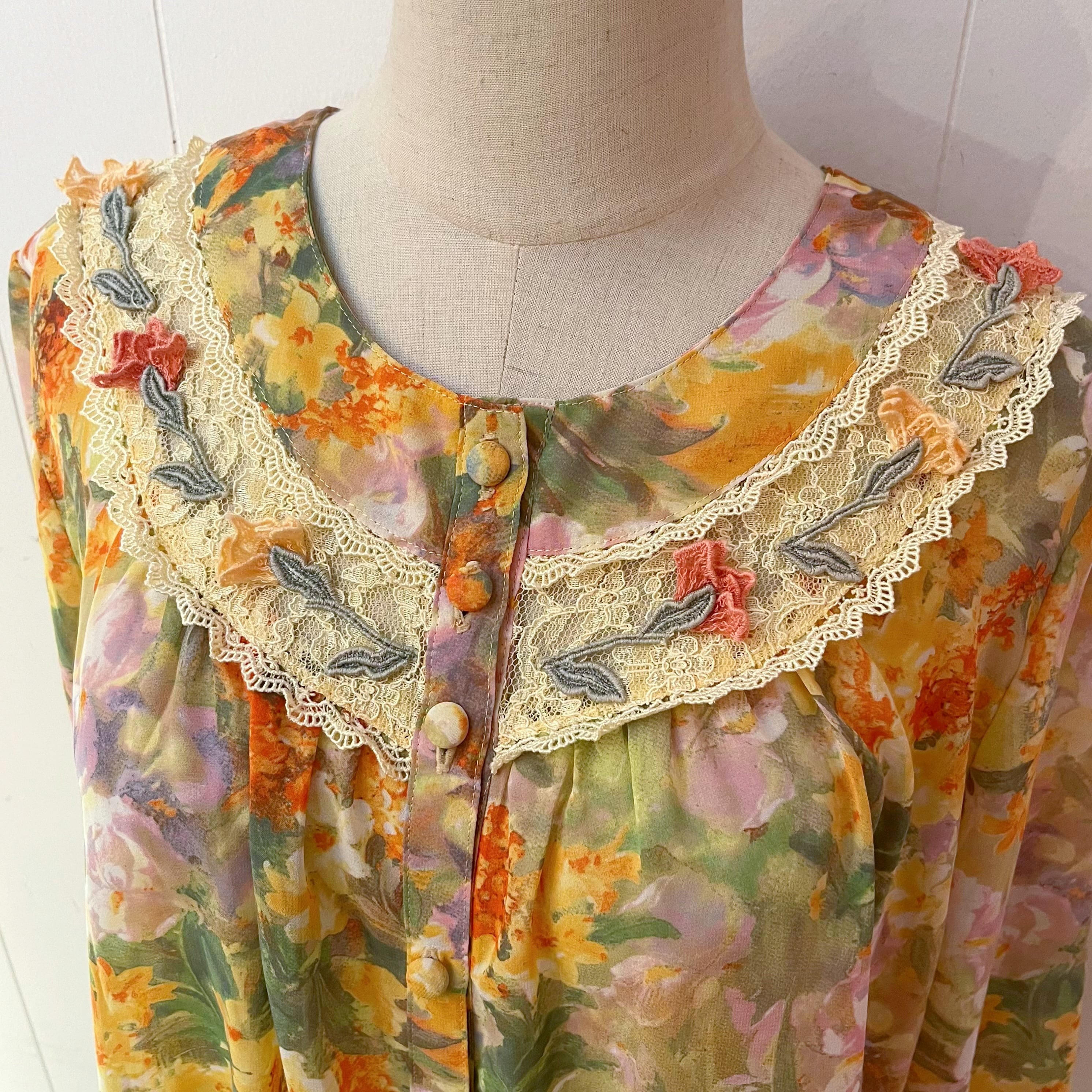 water flower lace blouse