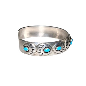 Paul Livingston silver turquoise bangle "bear paw"