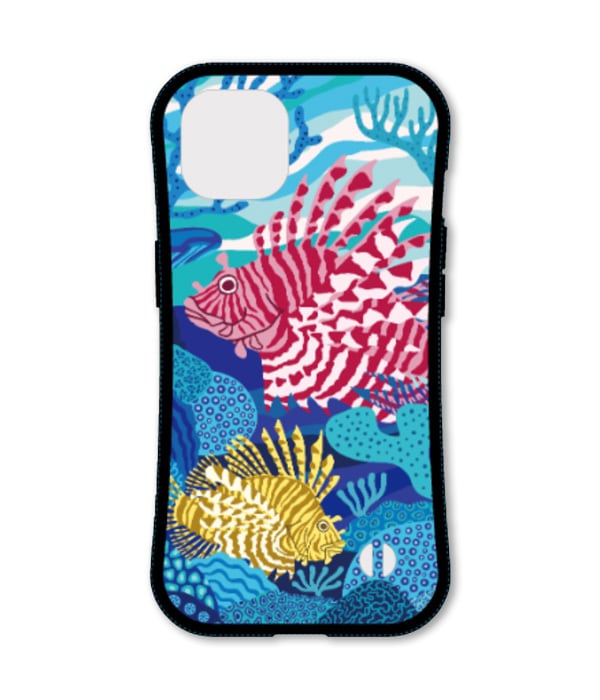 【iPhone耐衝撃グリップケース（ポリカーボネート・TPU樹脂）】青い珊瑚礁とミノカサゴ