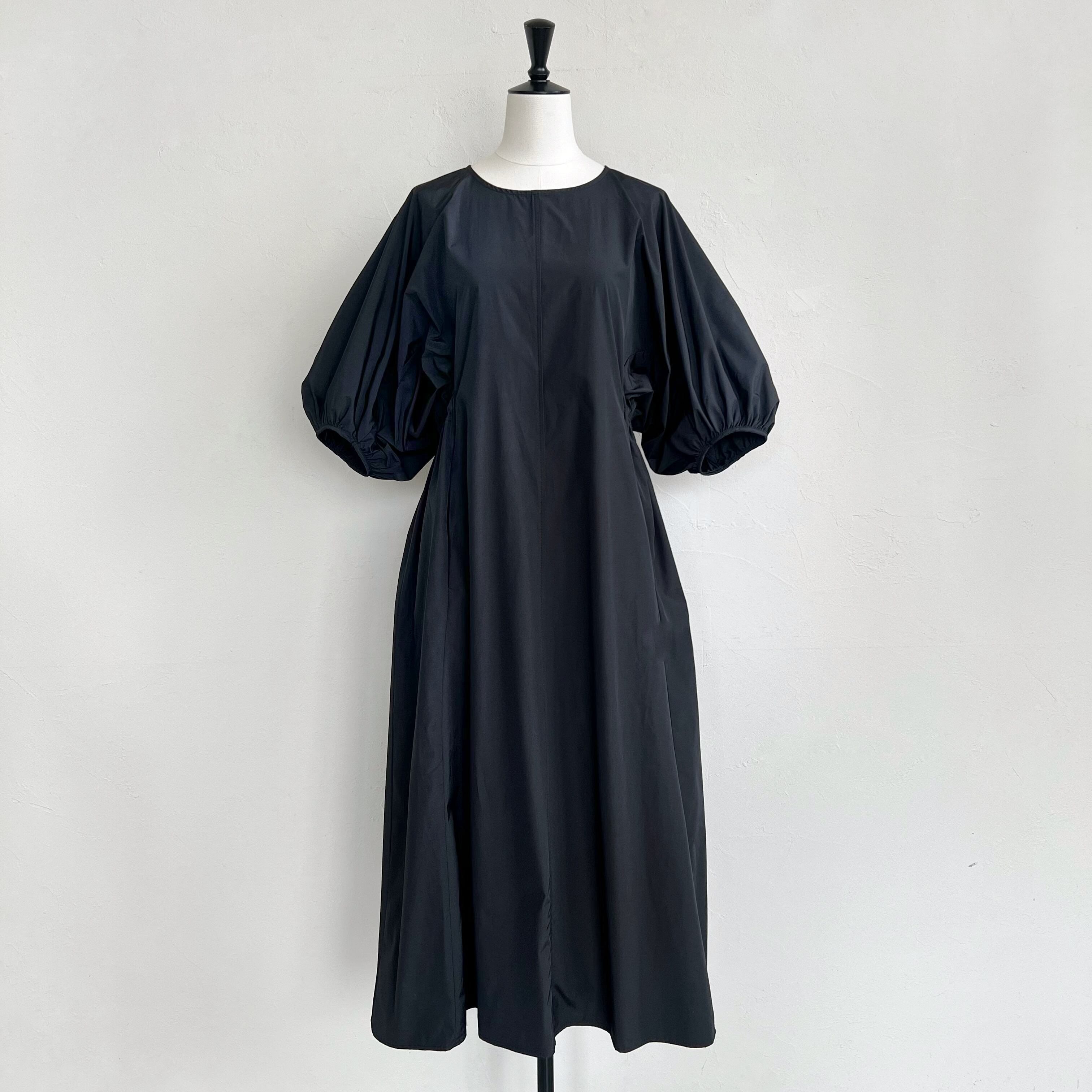 SYSORUS(シソラス)バックジップボリュームスリーブワンピース 921015  