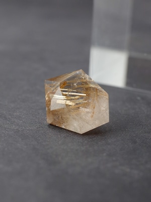 Rutilated Quartz cut by Canna Oshiro -08