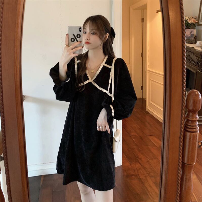 気質は細いVネックブラックベルベット長袖ドレス女性2020年秋新作ショートスカートフレンチレトロスカート ブラックストロベリース54351370222