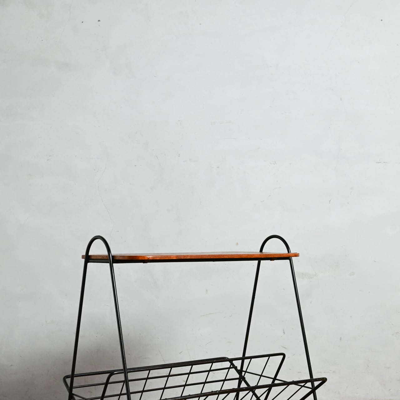 Magazine Rack / マガジンラック〈収納・本棚・ディスプレイ