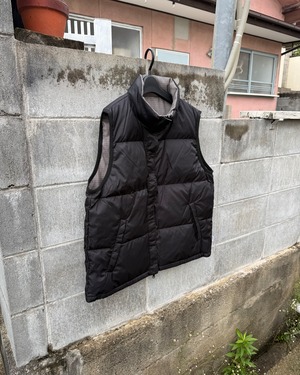 【meltum UNISEX】REVERSIBLE PUFFER VEST