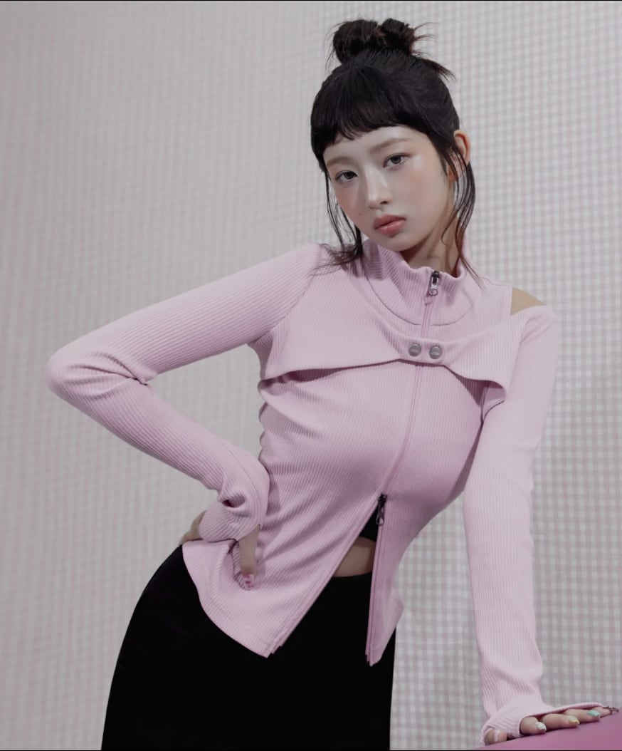 ☆IVE レイ 着用！！【OPENING PROJECT】Identity Sweatshirt