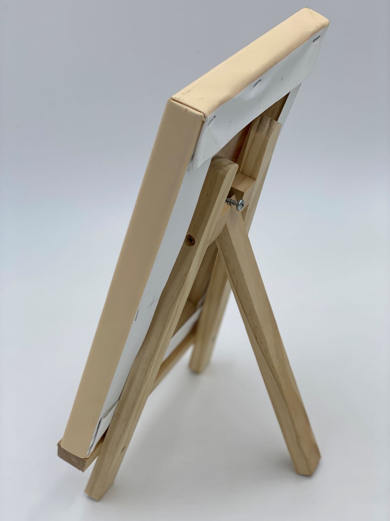 アンバサドールのアリスティード・ブリュアン | アートプロモート