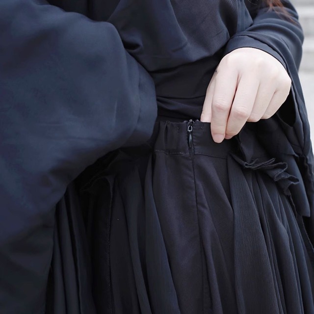 Asymmetrical lace design flare long skirt C1010