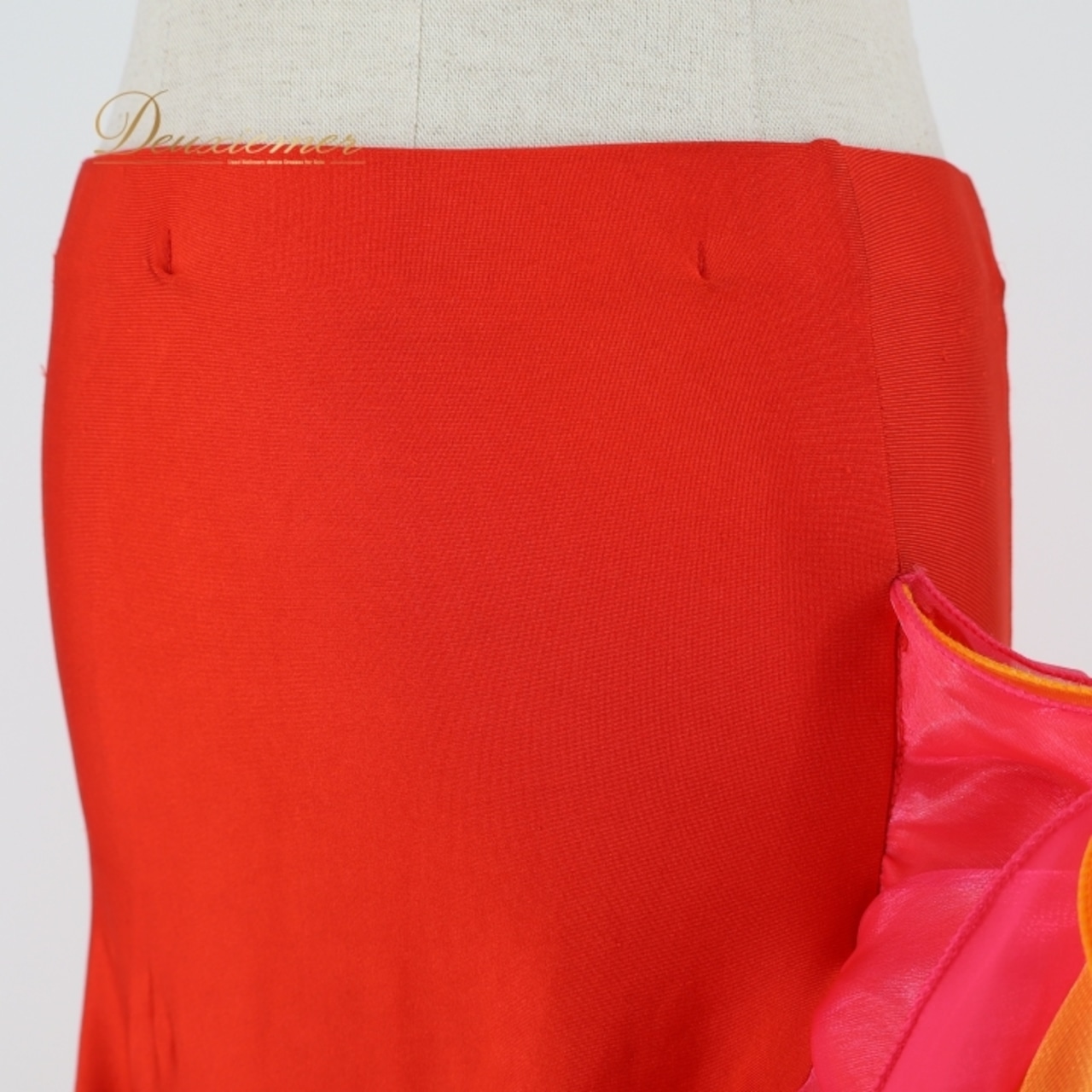 ベリーダンス オリエンタル 衣装 スカート レッド系 フリル 赤 橙 スリット ボリューム 練習 レッスン 華やか 鮮やか 上品 かわいい ダンス衣装 ステージ イベント 伸縮 ストレッチ ピンク系 オレンジ系