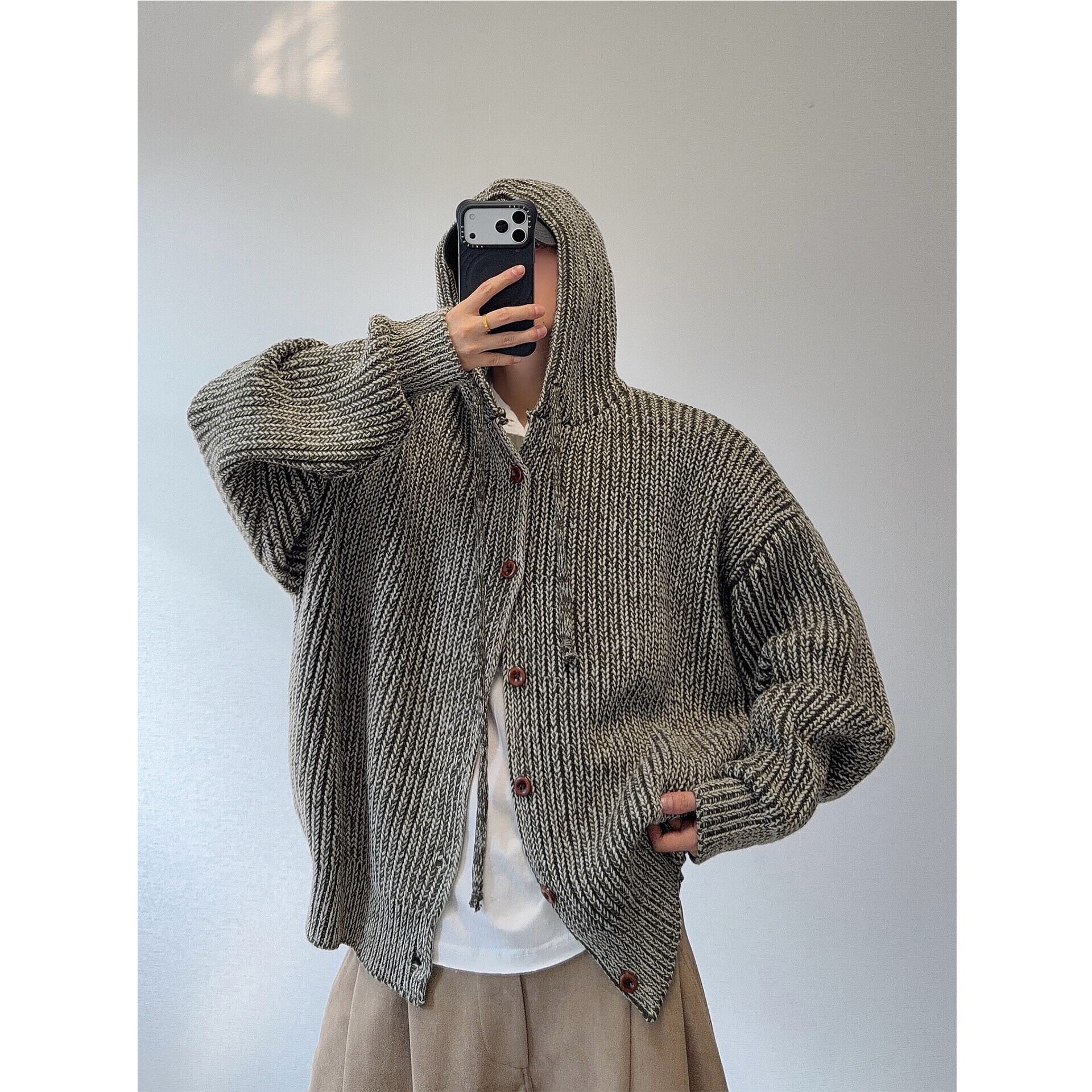 dannyandzeeビッグサイズフード付き厚手ニットセーター