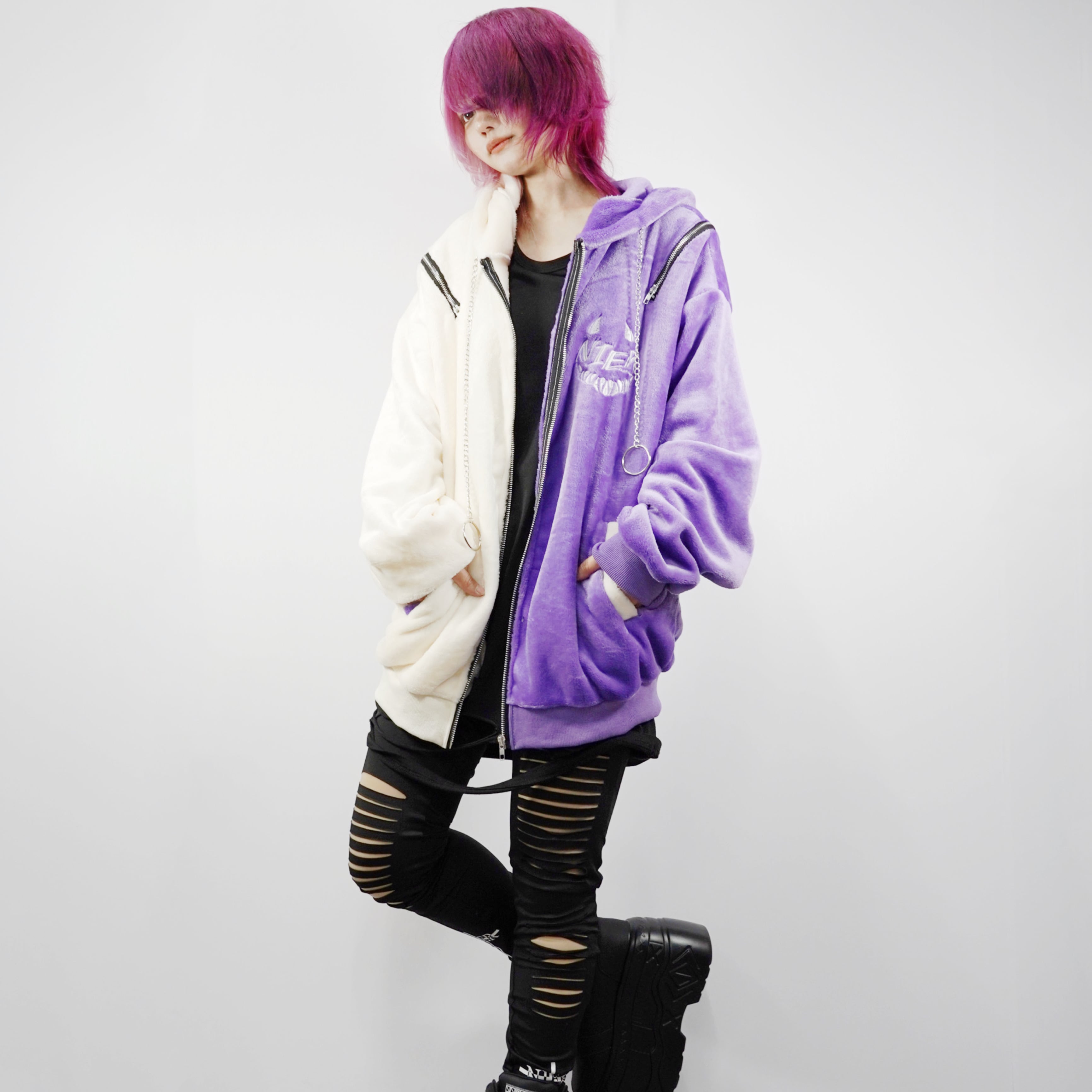 先着50点限定60%OFF》耳付きDEVIL刺繍2WAY超ふわもこTWO-TONE OUTER