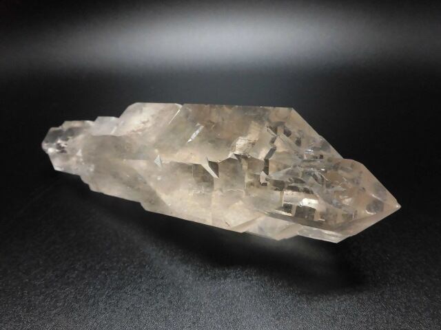 天然の両剣 【送料無料】【レア品】ブラジル産カテドラル水晶ダブルターミネーター　no.1