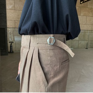 タックストレートパンツ　MT0480001