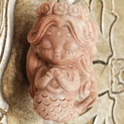 【送料無料】アラシャン瑪瑙 人魚彫刻 - ムーンストーン ストロベリークォーツ クリスタル 天然石 ブレスレット