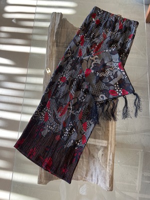 ラップスカート　２、黒×赤
