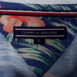 トミーヒルフィガー　クルーネック　Tシャツ　半袖　花柄　刺繍ロゴ　ネイビー　XL