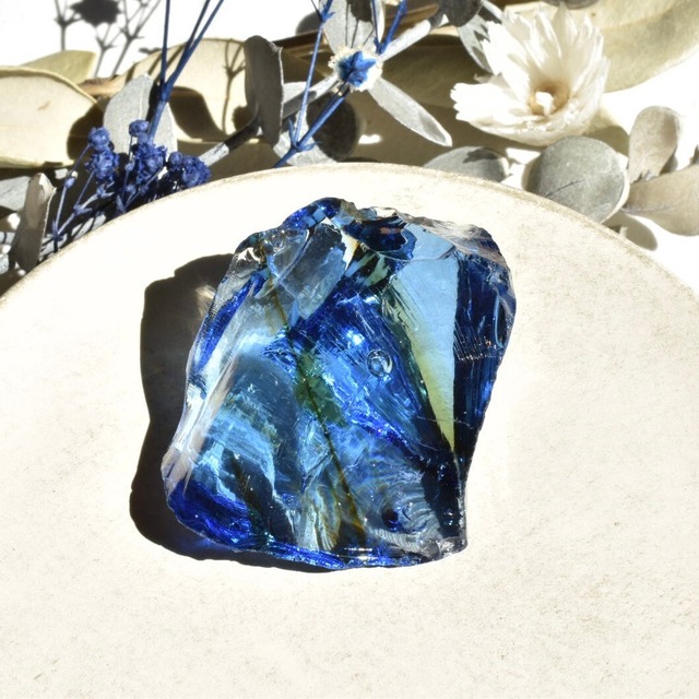 《新色》インドネシア産アンダラクリスタル原石 ロイヤルブルーA