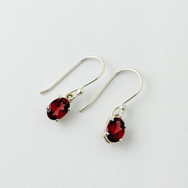 ガーネット オーバル フック ピアス
