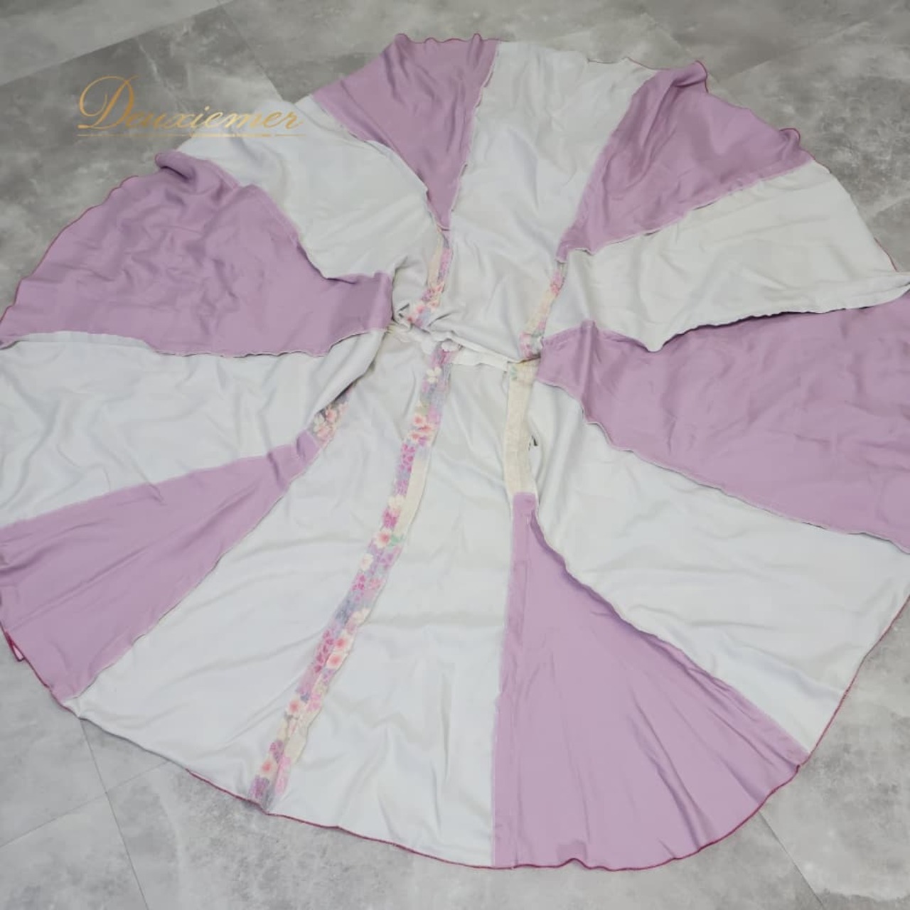 フラメンコ 衣装 Atelier Prima アトリエプリマ ドレス ワンピース ホワイト系 花 花柄 ボランテ フリル シージョ ピキージョ 白 紫 緑 かわいい 上品 長袖 ダンス衣装 イベント ステージ ラメ キラキラ パープル系 ピンク系 グリーン系 フラメンコドレス 白ドレス 花柄ドレス 長袖ドレス ステージ衣装 発表会衣装 舞台衣装 演奏会衣装 レッスン衣装 ダンスワンピース フリル袖 ラメ入り きらきら プリマドレス ボランテ風 ひらひら ピキージョ風 セット風 トップス風 アクセント 紫系