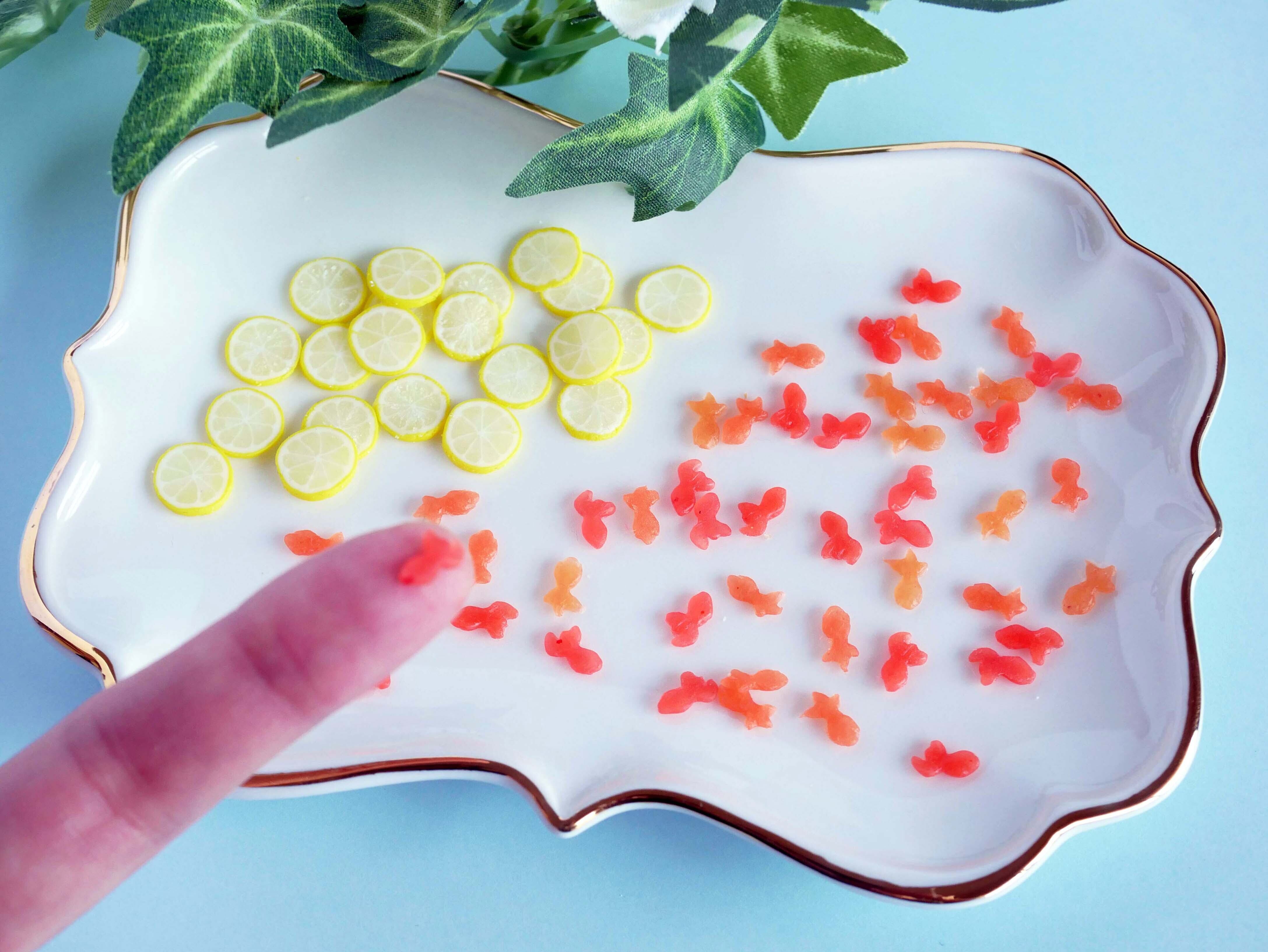 夏限定【ピアス/イヤリング】ブルーストーンと輝く金魚鉢ソーダ | Harukawa