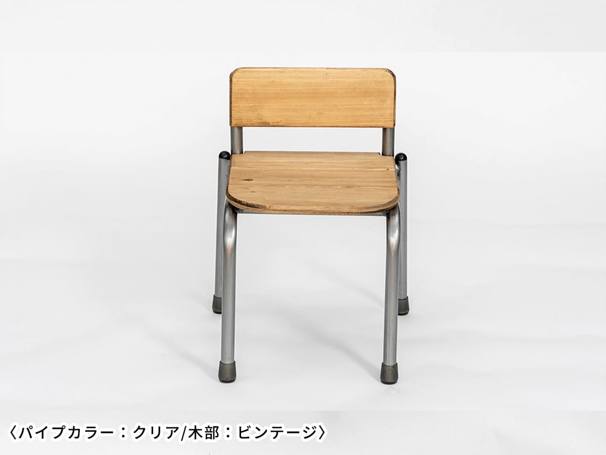 天然木とスチールを組み合わせた幼児用チェア | 窪田製作所|洗練された