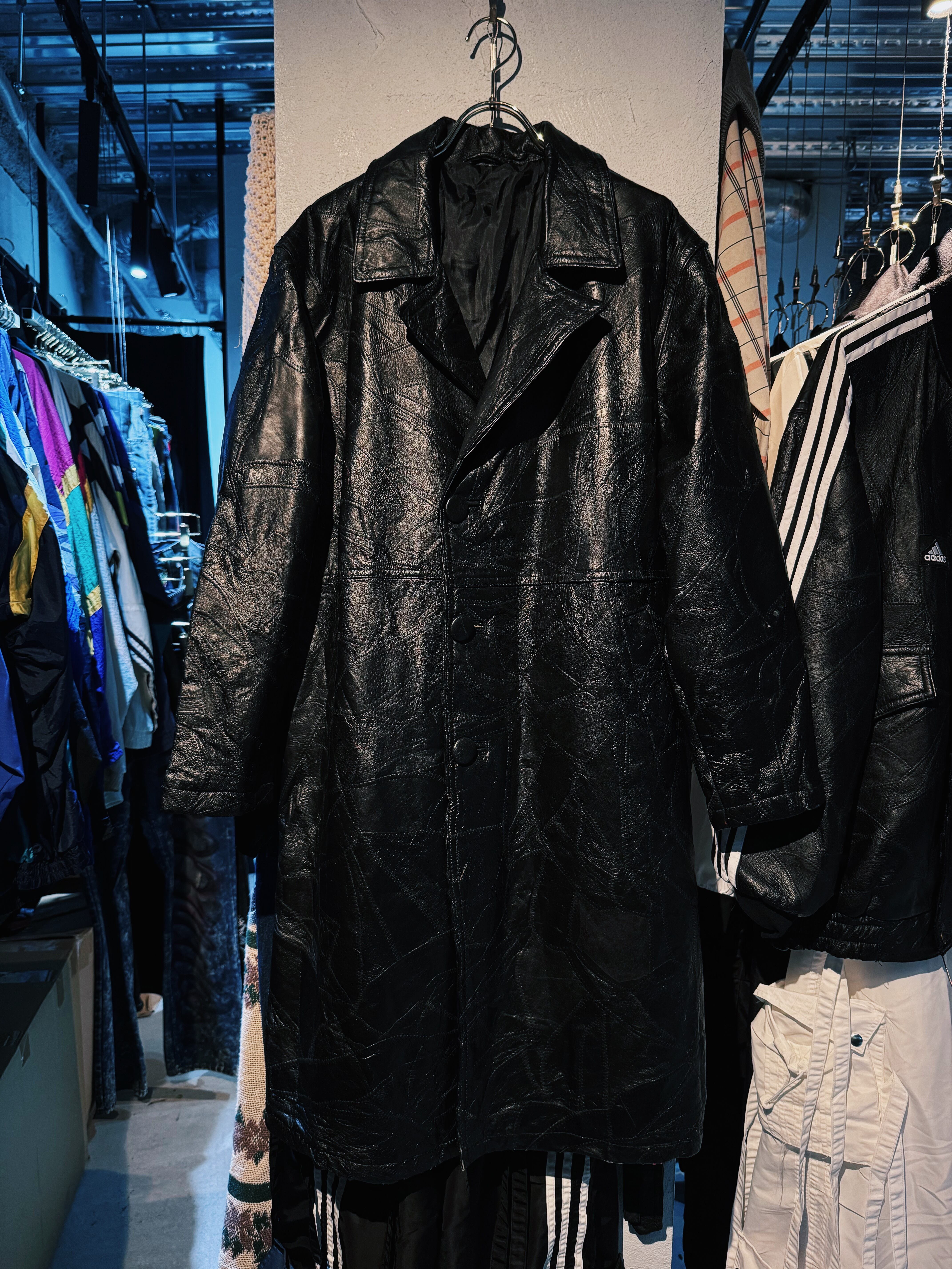 【D4C】vintage BLACK color genuine leather tugihagi design trench coat